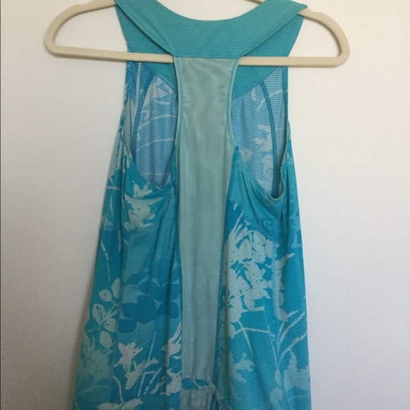 Lululemon Race Tech Tank - Picture 3 of 3